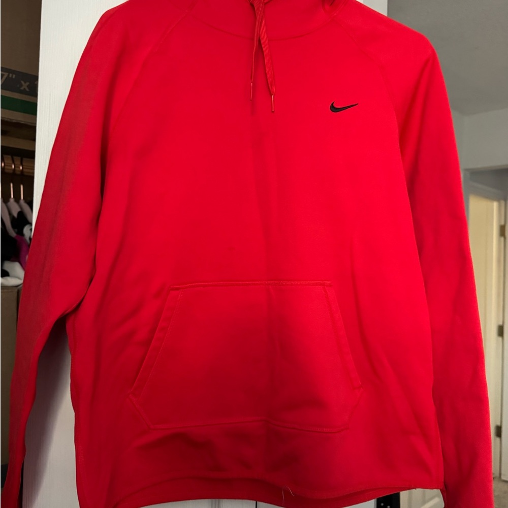 Unisex Nike Dri-FIT Red Pullover